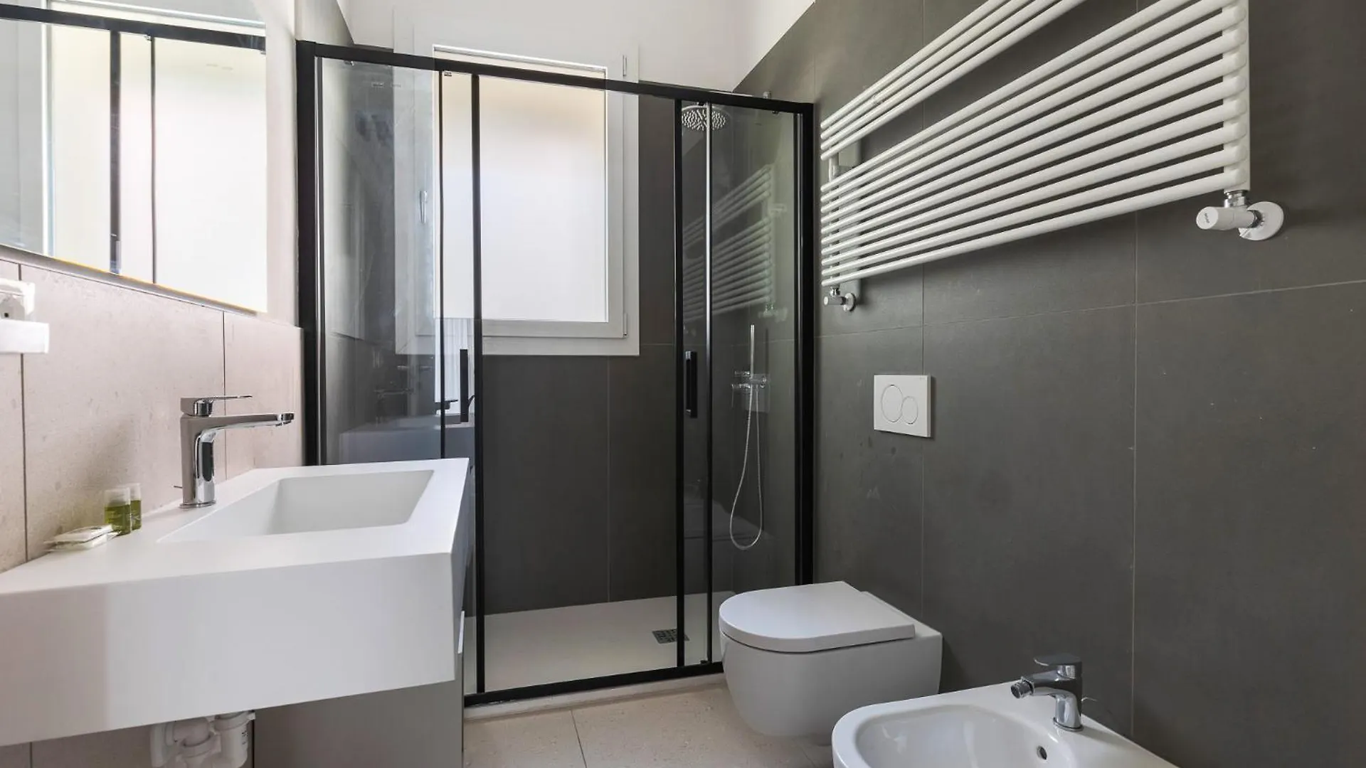 Apartment Le Dodici Porte - Porta Mascarella 2 By Bologna District